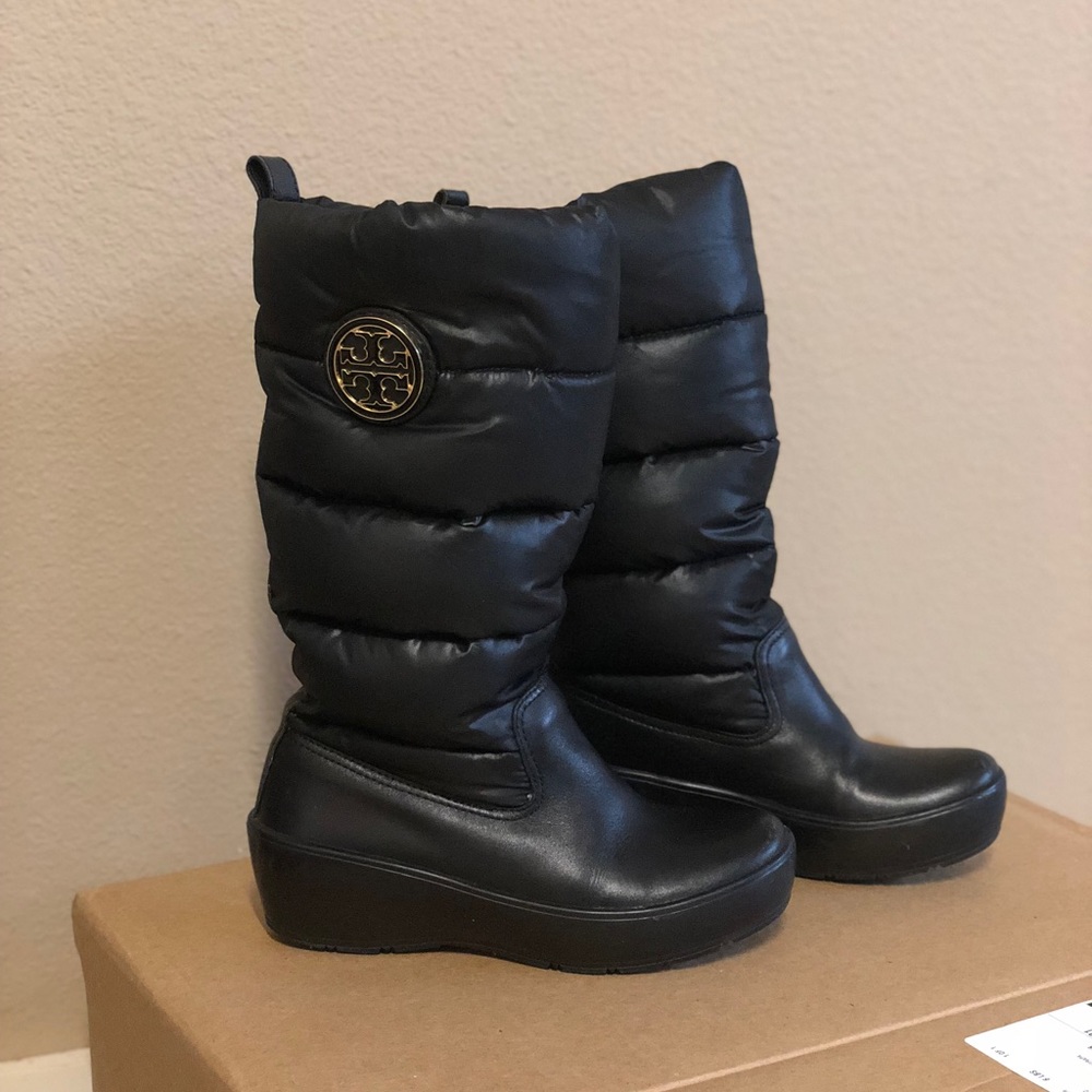 Tory Burch puffy winter/rain wedge boots size6
